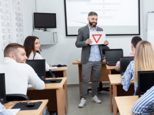 Adataş Sürücü Kursu 